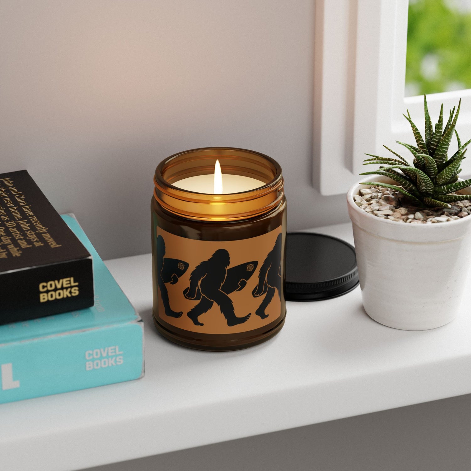 Ventana Surfsquatch Scented Soy Candle (4oz &amp; 9oz)