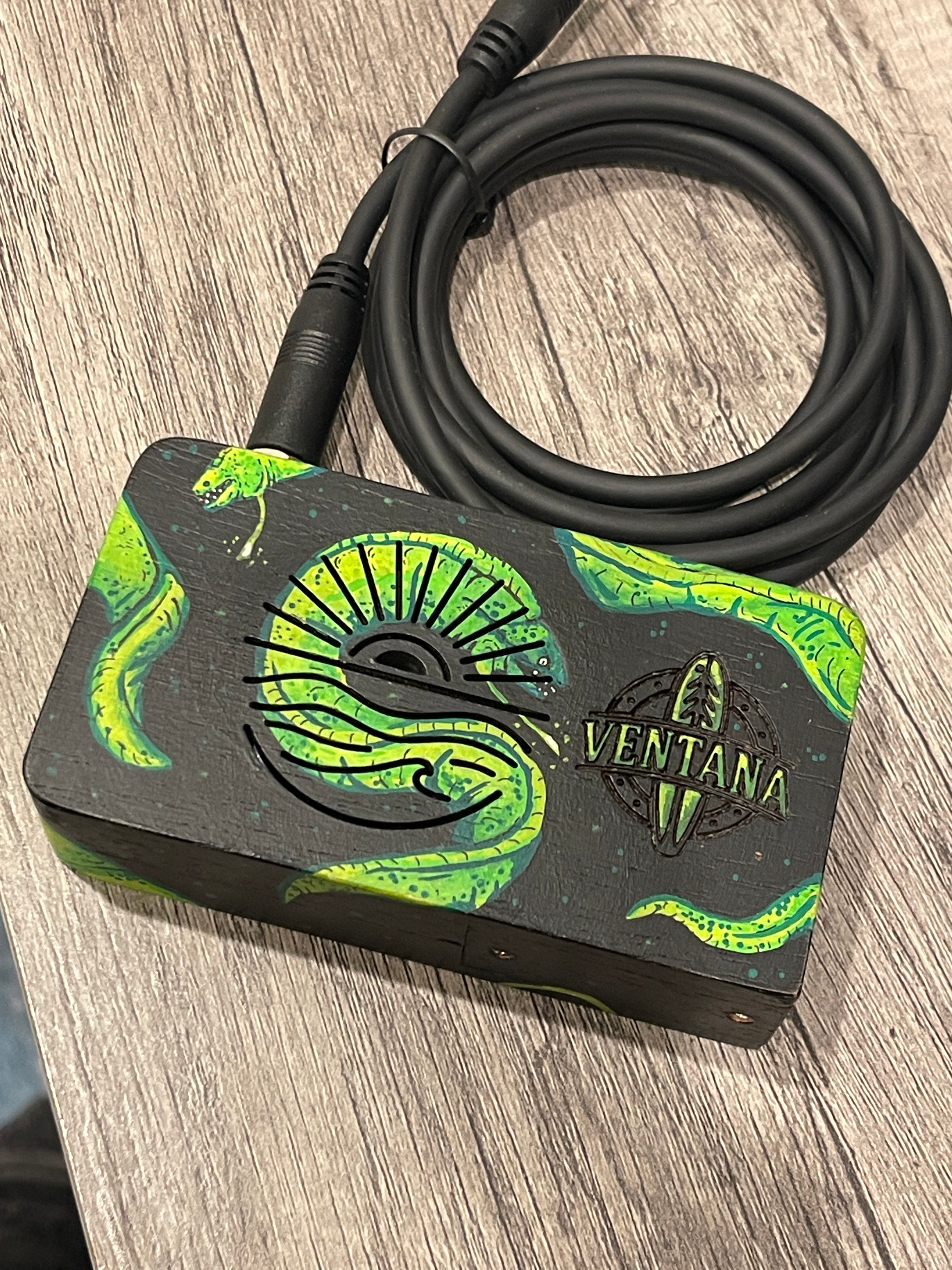 Ventana Wave Pocket Art Amp by Chris Adams