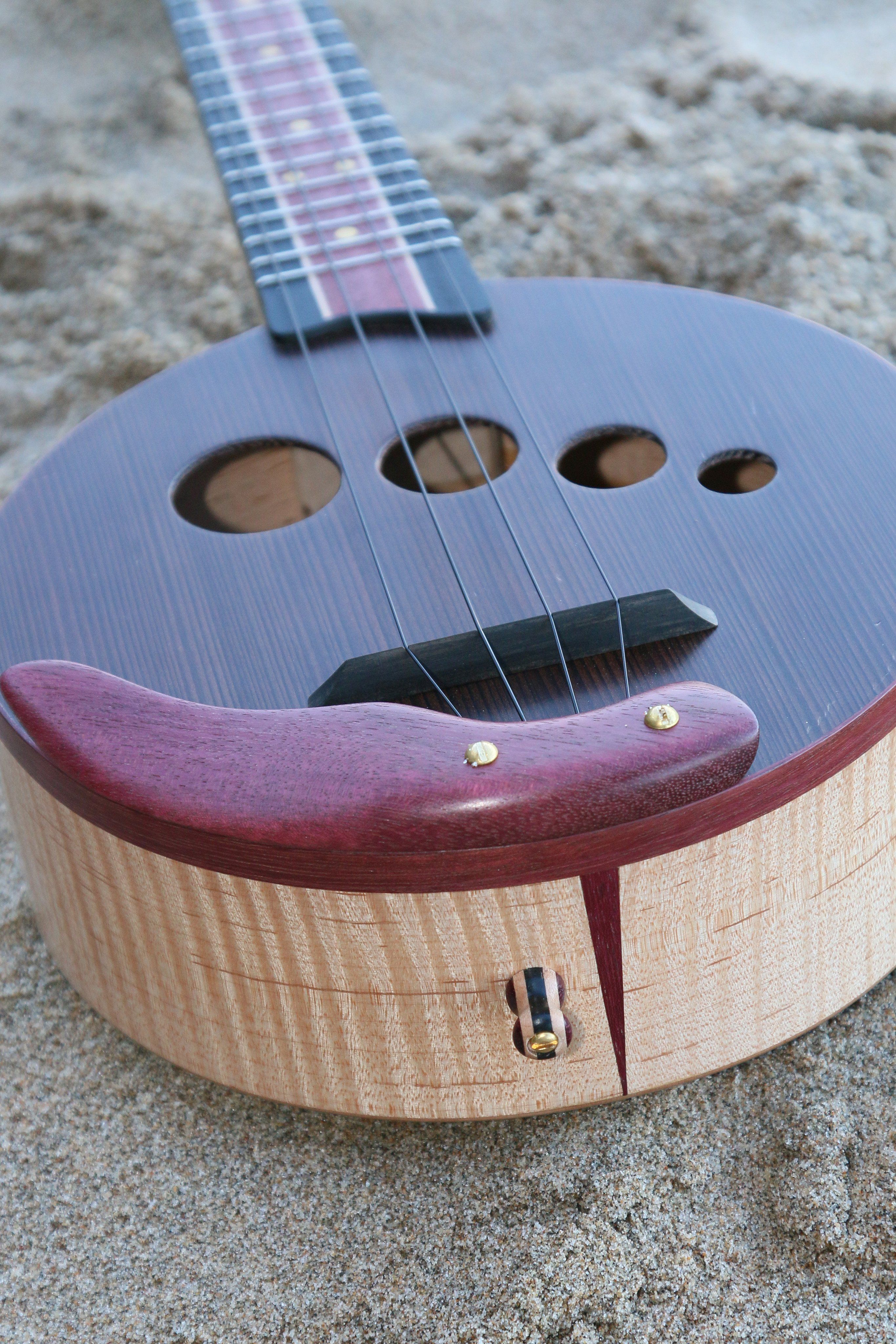 Musical Instrument - Ventana Freya Purple Maple Madness Banjolele